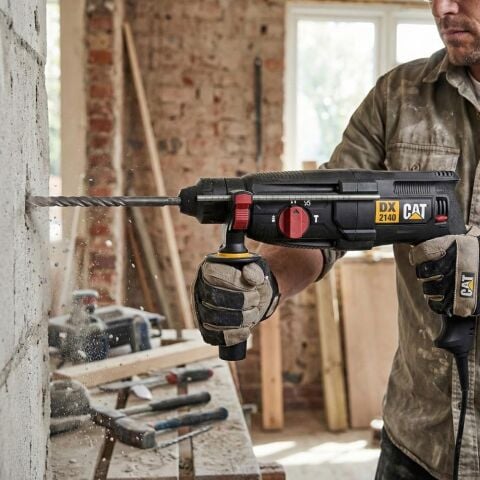 CAT DX2140.1 800Watt 3.0J 26MM SDS-Plus Profesyonel Kırıcı/Delici + 1 Ad Delici 3 Ad Kırıcı Uç