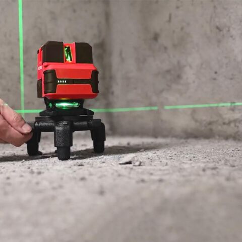 KOBB KBL41G 30Metre 4x90⁰/1x360⁰ Otomatik Hizalamalı Li-ion Çift Akülü Profesyonel Yeşil Çapraz Çizgi Lazer Distomat